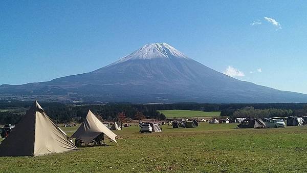 【日本露營富士山營區篇】本栖湖營區ふもとっぱら～日幣1000