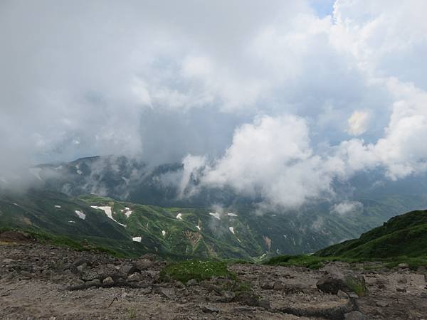 【日本爬山】從藏王溫泉街～爬月山～喜多方吃拉麵，3天2夜的露