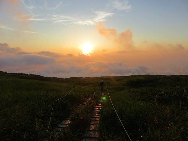 【日本爬山】從藏王溫泉街～爬月山～喜多方吃拉麵，3天2夜的露