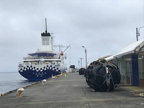 【日本露營】扛著行李到東京離島伊豆大島露營