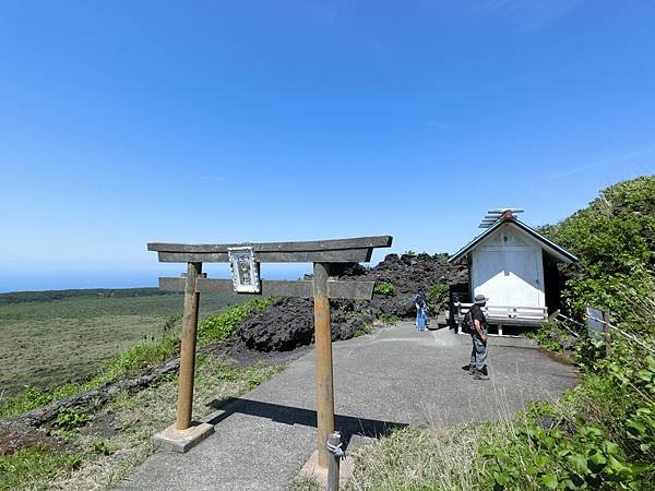 【日本露營】扛著行李到東京離島伊豆大島露營