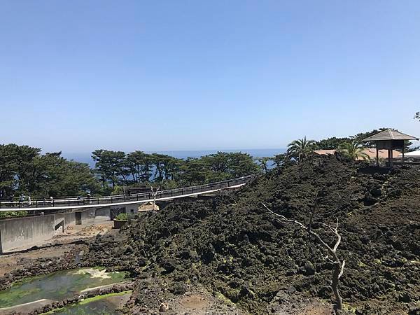 【日本露營】扛著行李到東京離島伊豆大島露營