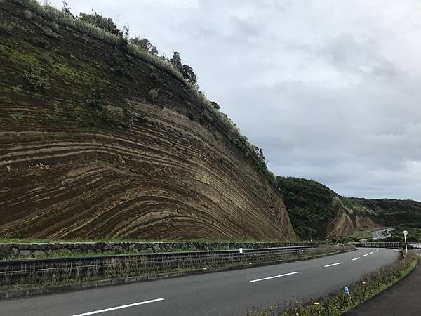 【日本露營東京離島篇】黃金週扛著行李到伊豆大島露營