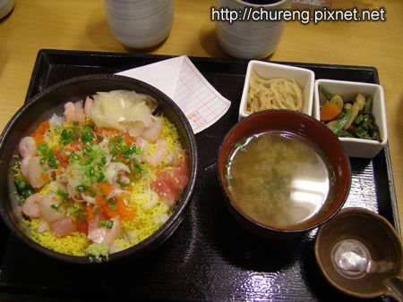 まぐろ市場 海鮮丼