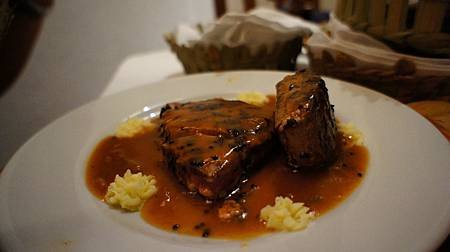 casareyna Filete de res en salsa de mango?? $135