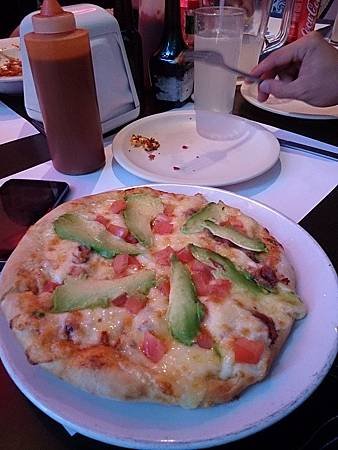 Mama&apos;s Pizza--Mini Pizza口味Ranchera $124--好吃