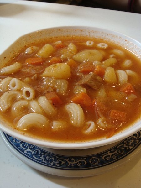 現在的鮮茄牛腩湯餐肉粒通粉