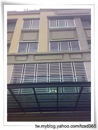 台中室內設計 鋼鋁工程 鋁門窗工程 鐵鋁門裝潢 (17).jpg