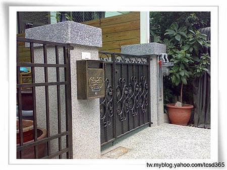 台中室內設計 鋼鋁工程 鋁門窗工程 鐵鋁門裝潢 (28).jpg