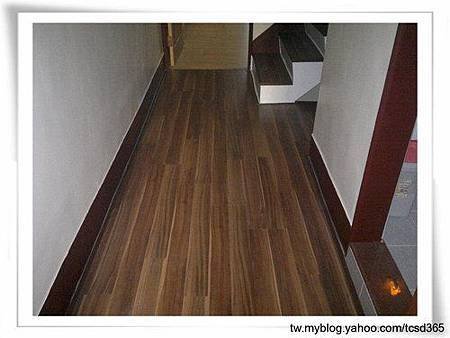 中部室內地板設計 裝潢工程 台中地板工程 老屋翻新 地板施工 居家地板 (4).jpg