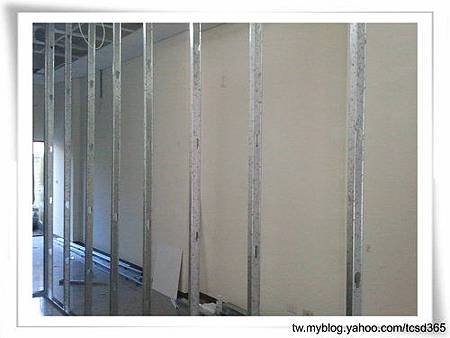 台中裝潢 輕鋼架 隔間工程 裝潢設計 (4).jpg