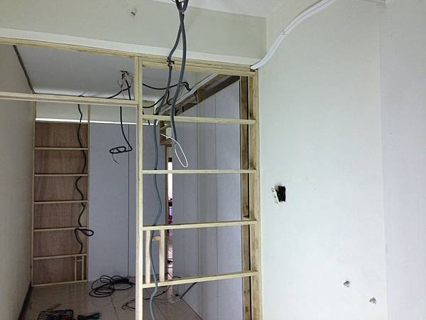 大墩咖啡店監工日誌 木作水電冷氣13