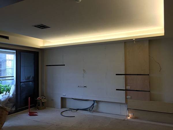 宏台上誠燈具工程 (1).JPG