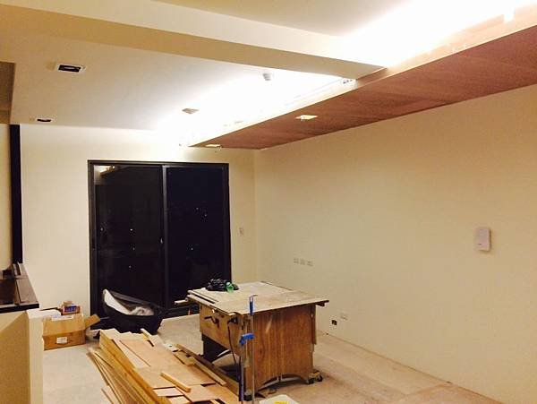 台中室內設計大漁建設自遊自宅系統櫃工程-玻璃安裝工程 (1).jpg