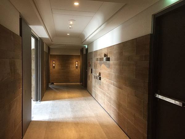 進門廊道龍寶建設 愉悅臻邸1033