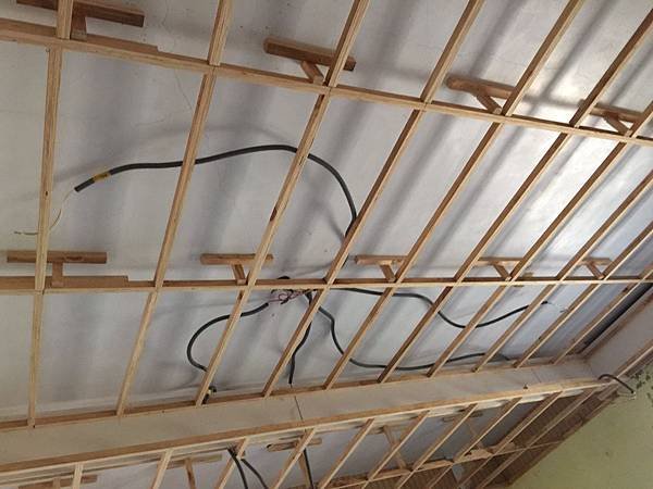 老屋翻新-水電配線更新施工 (3).jpg