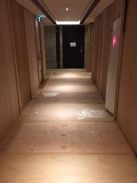 廊道牆面防護完成 (2).jpg