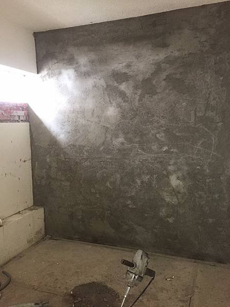 民權路舊屋翻新 主臥泥作砌磚施工完成.jpg