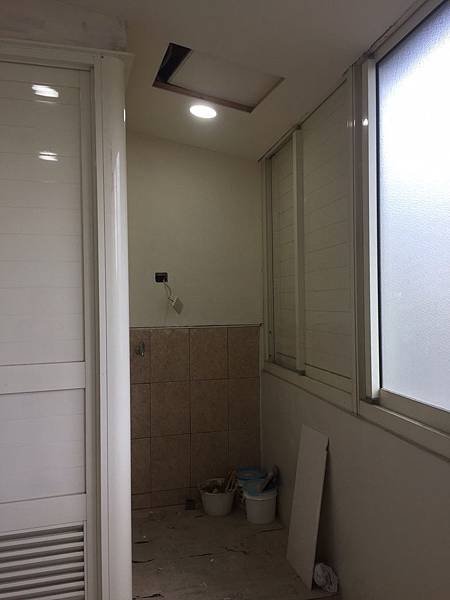草屯舊屋翻新施工-燈具安裝工程 (12).jpg