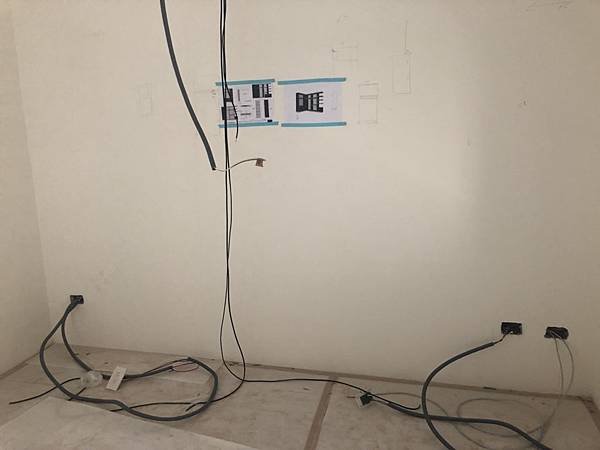 惠宇禮仁住宅設計 書房空間水電線路延伸施工完成.jpg