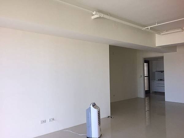 惠宇澄品 客廳空間丈量紀錄.jpg