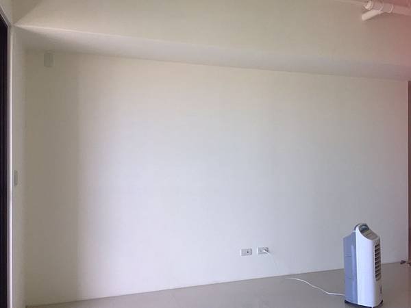 惠宇澄品 客廳空間電視牆丈量紀錄.jpg