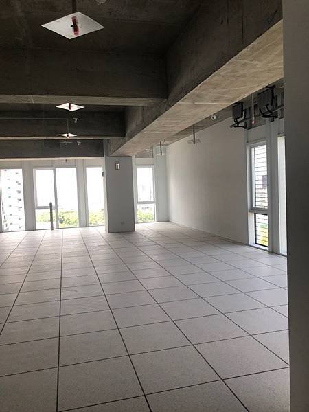 台中軟體園區辦公室設計 辦公室空間丈量紀錄 (2).jpg
