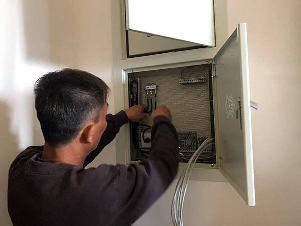 登陽穗悅住宅設計 水電線路配線施工中.jpg