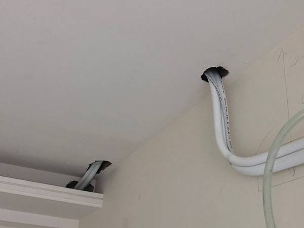 遊園路老屋改造 三樓冷氣配管施工紀錄 (2).jpg
