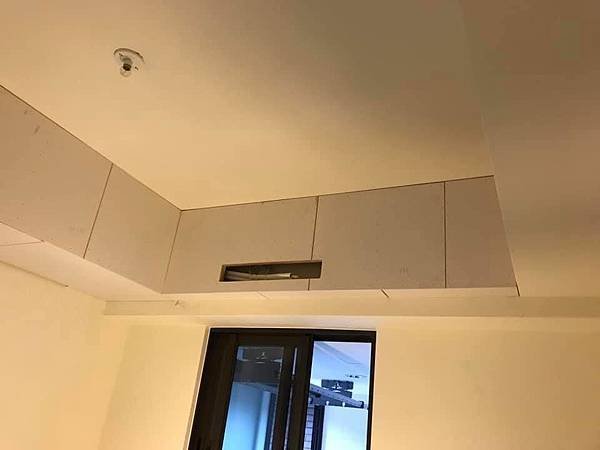 惠宇新觀室內設計 次臥室空間天花板包樑處矽酸鈣封板.jpg