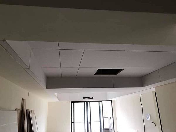 惠宇新觀室內設計 餐廳空間天花板矽酸鈣封板施工 (2).jpg