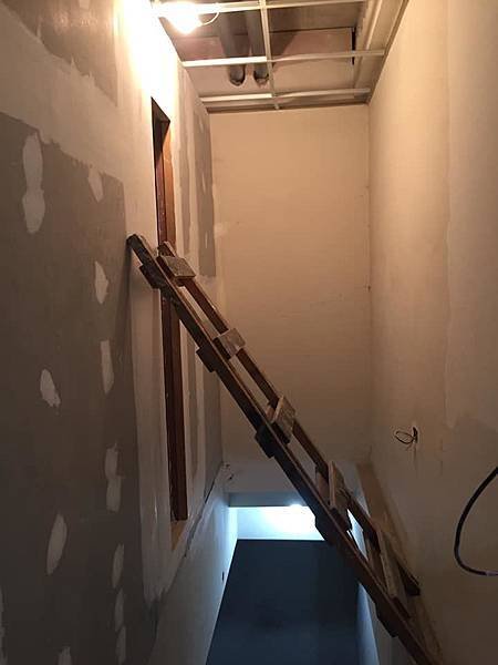 樓梯牆面批土施工.jpg