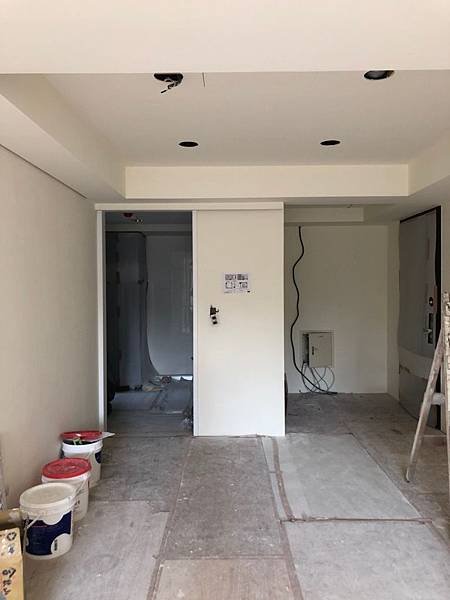 惠宇新觀室內設計 玄關餐廳空間天花板油漆施工紀錄.jpg