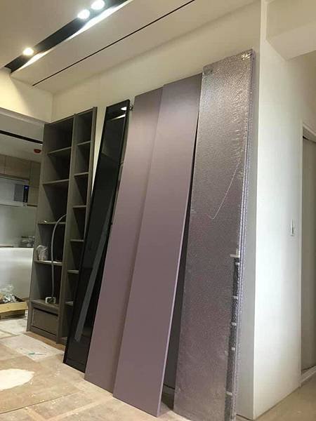 系統板櫃門板材料.jpg