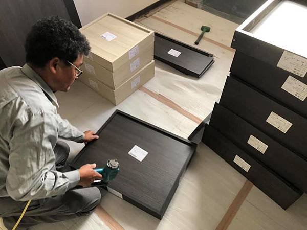 桃園自遊人系統櫃安裝施工 (11).jpg