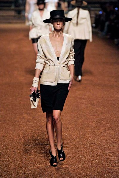 her_ss11_050.jpg