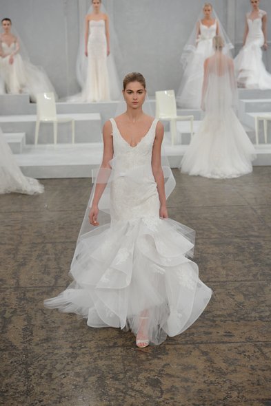 phoca_thumb_l_monique-lhuillier-bridal-ss15-11.jpg