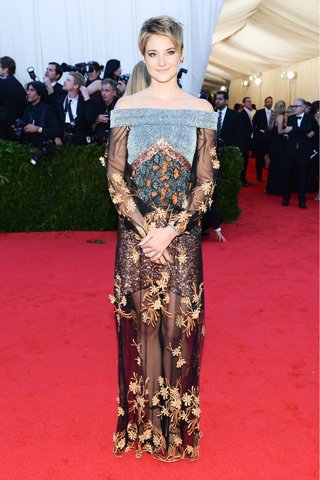 Shailene Woodley, in Rodarte..jpg