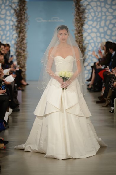 phoca_thumb_l_Oscar de la Renta 13015.jpg