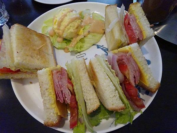 DSC00975.JPG