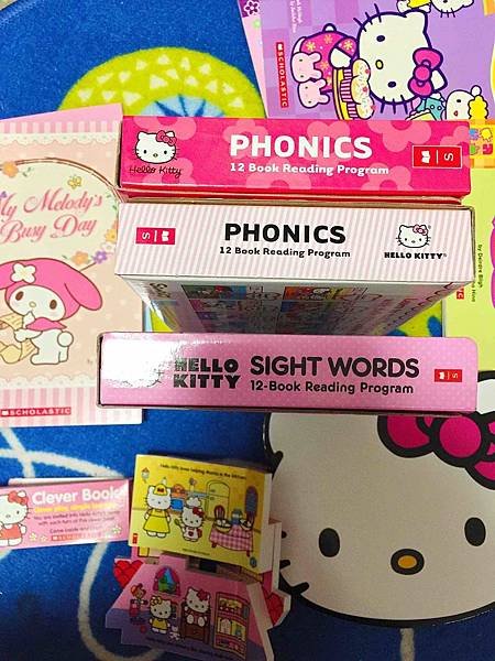 Scholastic Hello Kitty Cindy (8).jpg