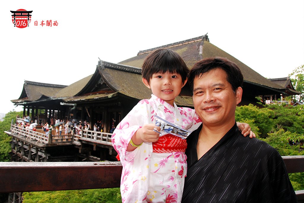 12-DAY2穿和服逛清水寺.jpg