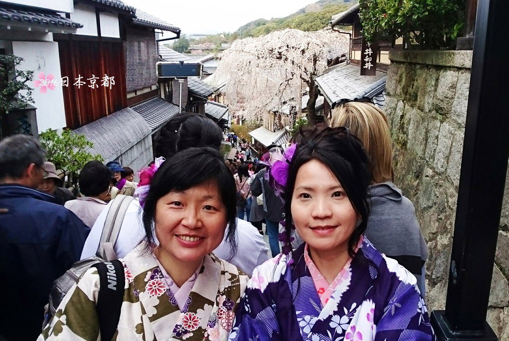 0331-328三年坂被人潮淹沒了.jpg