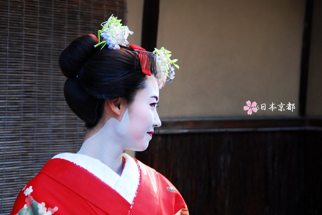 0331-344藝妓奇特的妝.jpg