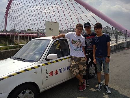 201207132632