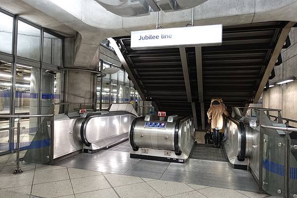 倫敦地鐵電扶梯@Jubilee line