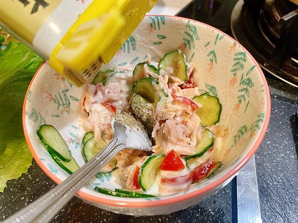 [推薦] 夏日清爽料理 搖搖小黃瓜鮪魚沙拉 ft.豪德1/2