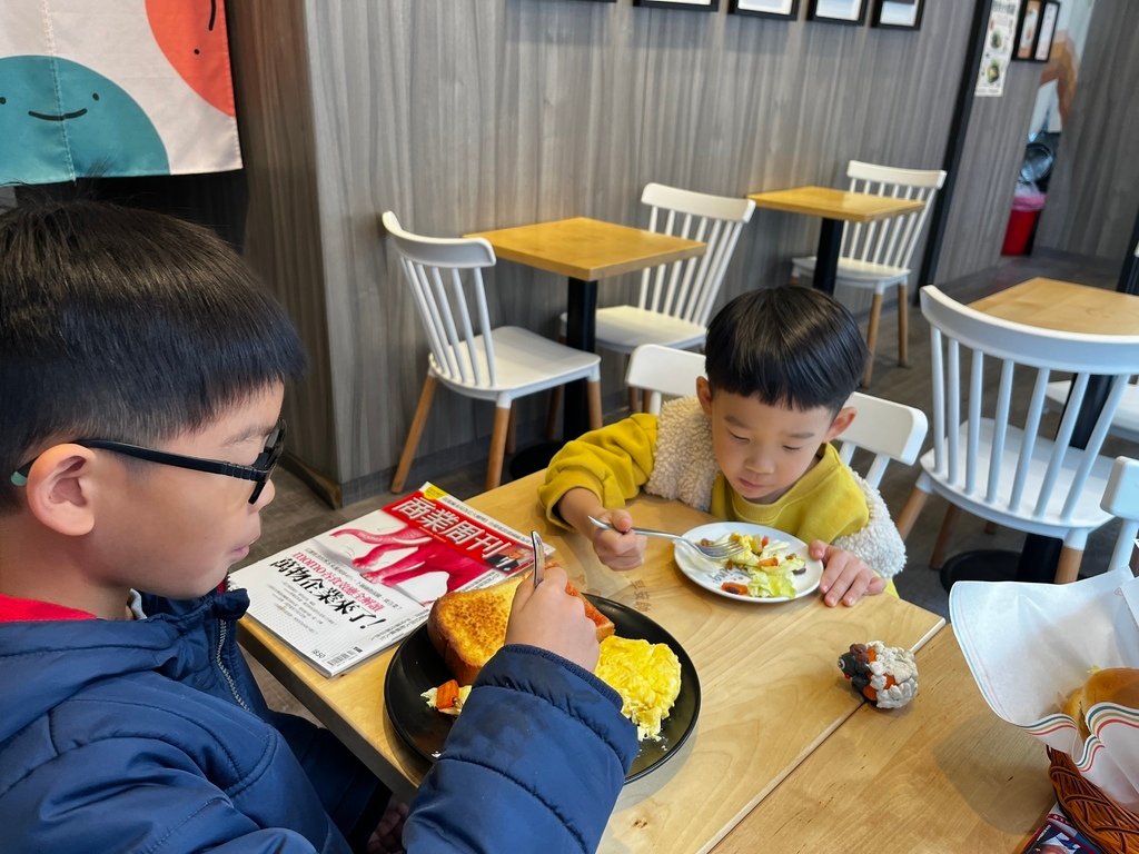 [我的2個小情人]  出國的前奏真的很忙 2023.12