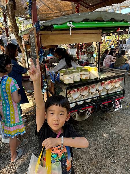 [清邁]Coconutn Market/JJ市集/Khlon