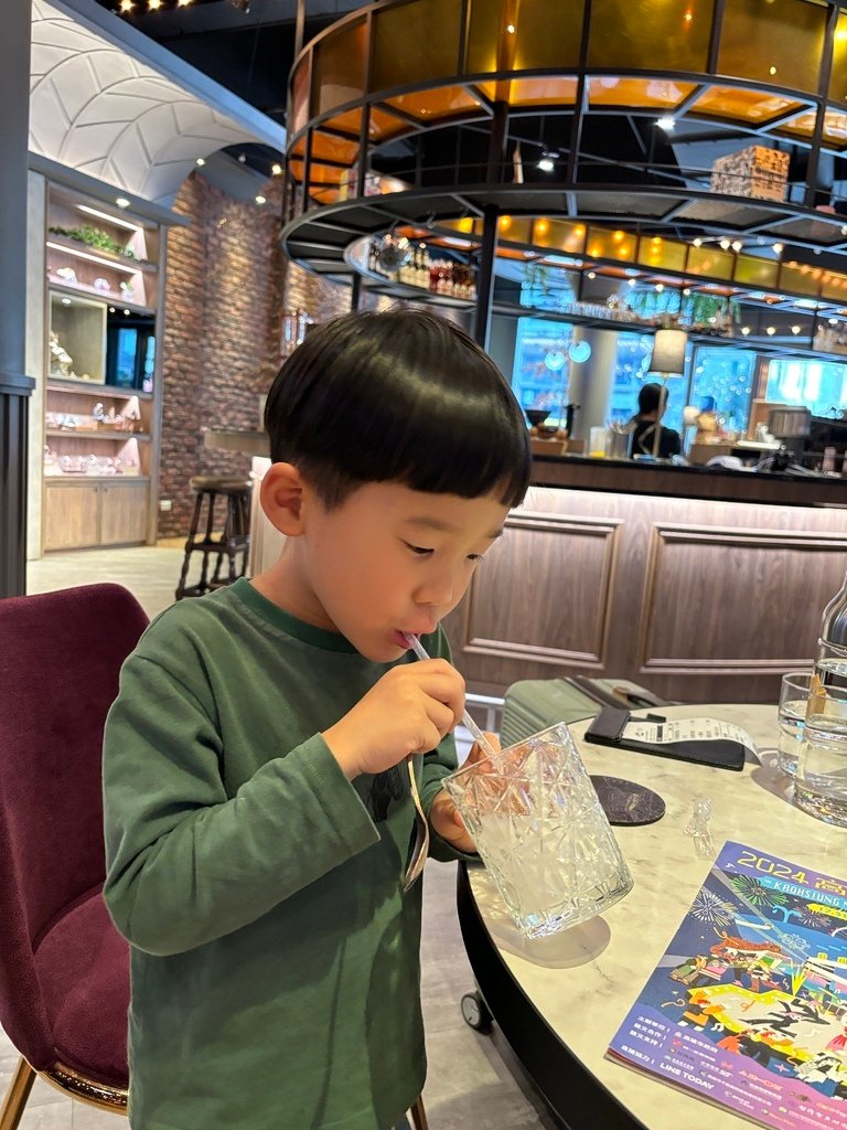 [我的2個小情人]  終於如願過到生日了 2024.01